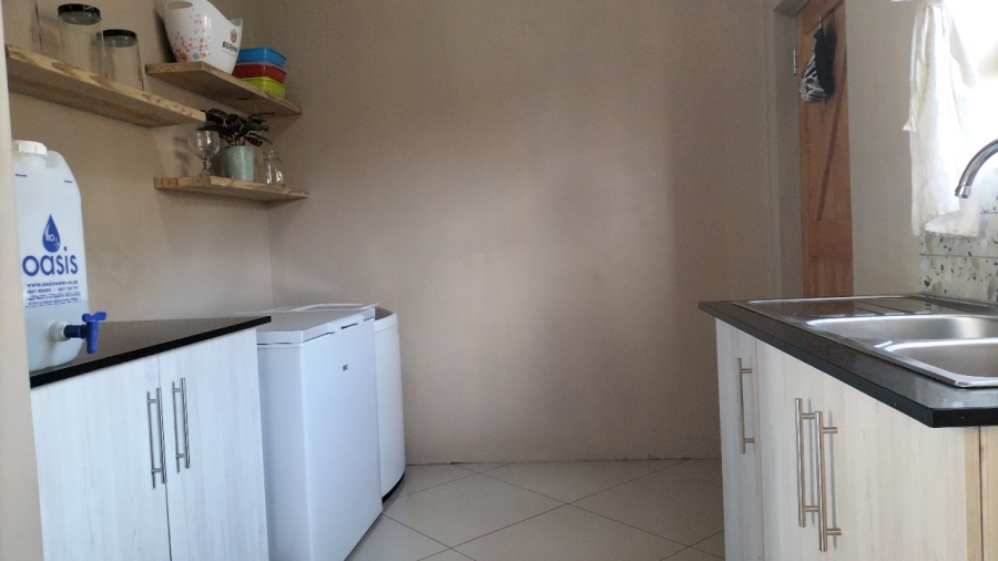 3 Bedroom Property for Sale in Wavecrest Eastern Cape